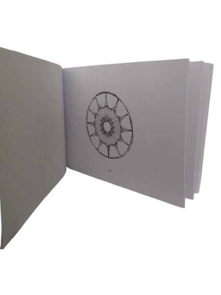 Das Malbuch Mandala für Groß und Klein im Querformat