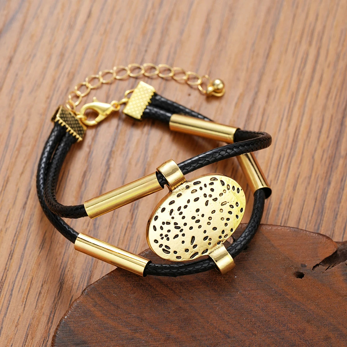 Vintage Oval Metal Faux Leather Necklace Bracelet for Women Fashion Gold Silver