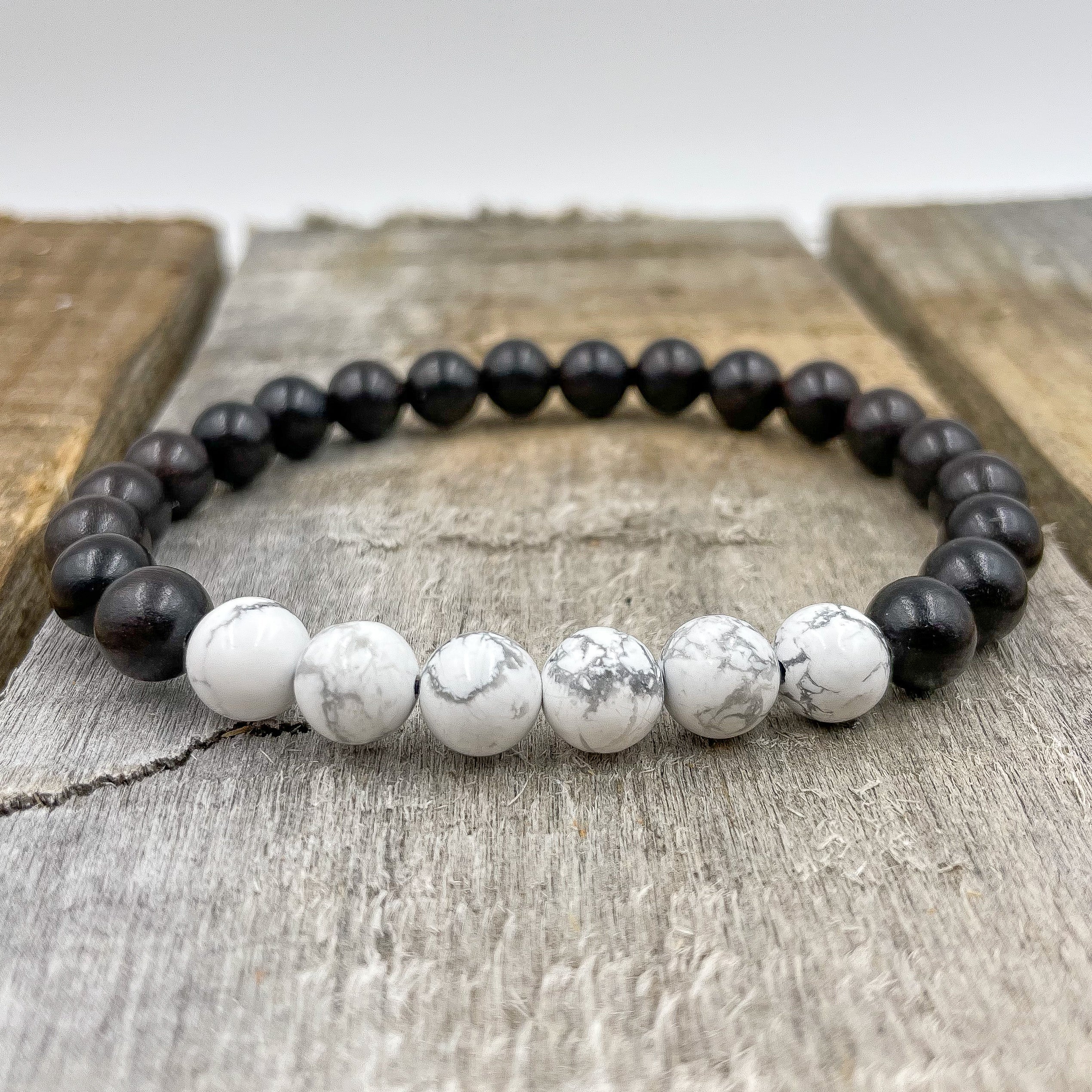 Grove - White Howlite & Blackwood