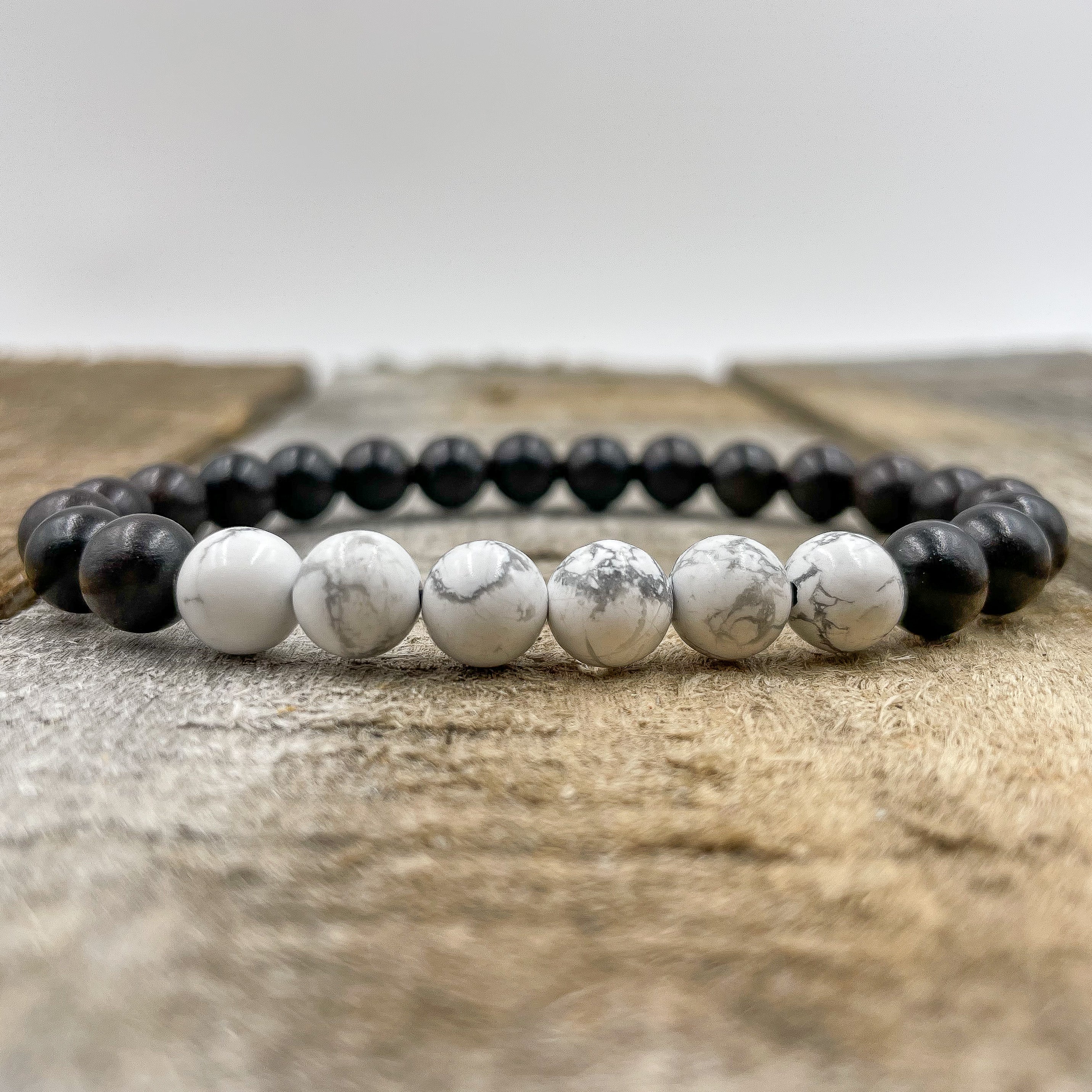 Grove - White Howlite & Blackwood